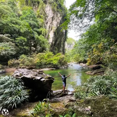 Tour Río Claro